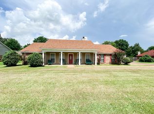 378 Siwell Meadows Dr, Jackson, MS 39272