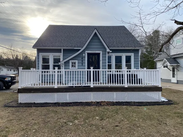 405 Evergreen St, Rogers City, MI 49779