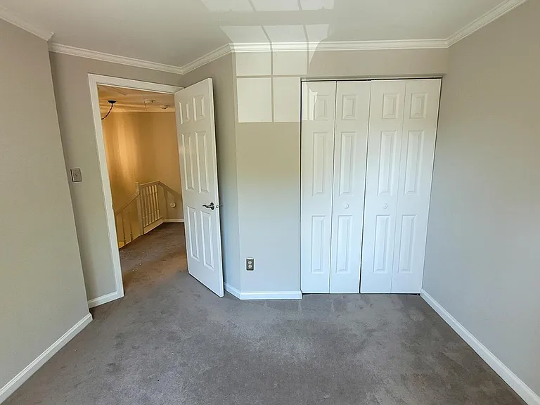 7831 Stephanie Ln — Photo 32