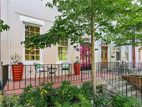 4th image of 2523 Kensington Ave