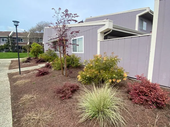 150 Harbor Oaks Cir, Santa Cruz, CA 95062