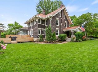 2 E 57th St, Kansas City, MO 64113