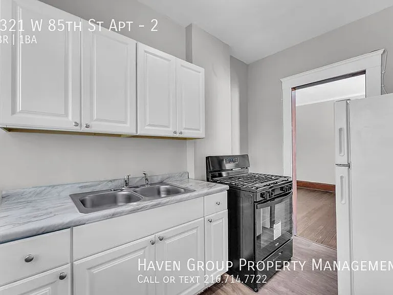 1321 W 85th St #2 — Photo 14