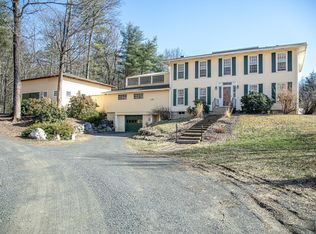 435 Market Hill Rd, Amherst, MA 01002