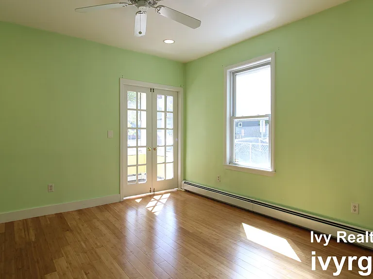 23 Cutter St #1 — Photo 3
