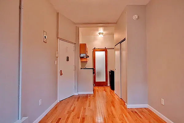 Rented by REAL New York | media 7