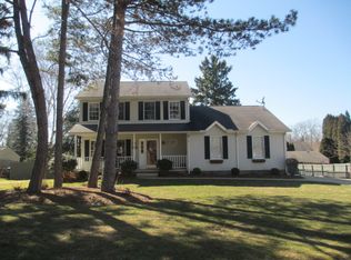 2936 House Dr, Akron, OH