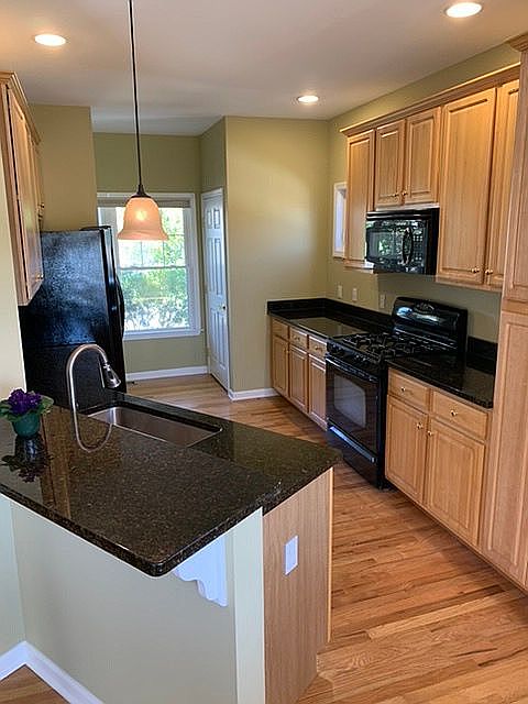 Open and Modern Kitchen