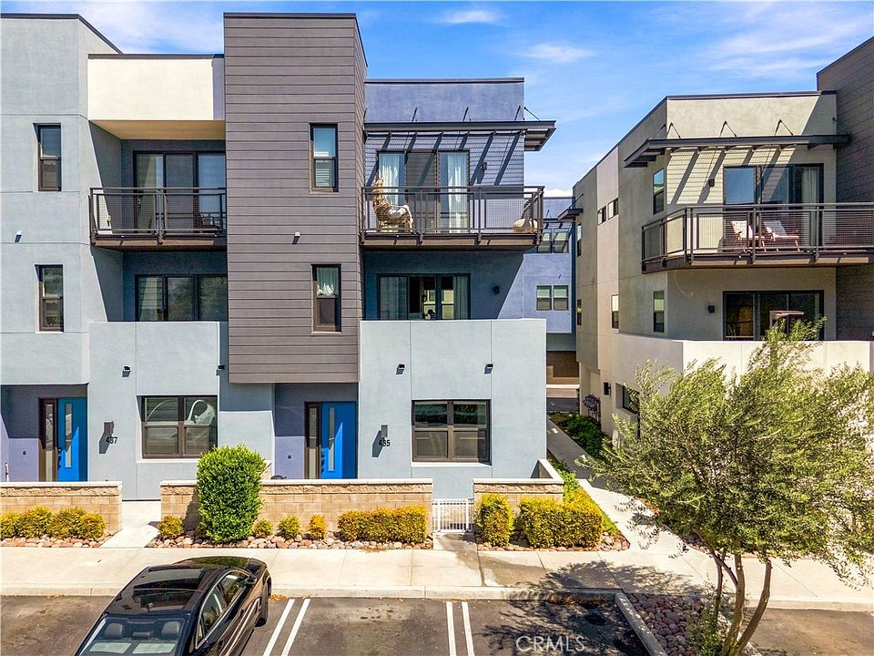 1st image of 435 Village Way