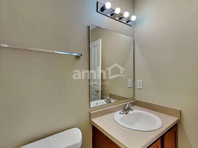 11408 Loudon Ln — Photo 16