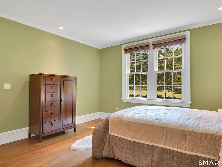 55 Bishop Ln — Photo 18