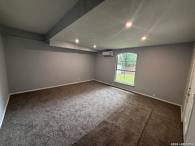 9138 Deer Vlg — Photo 10