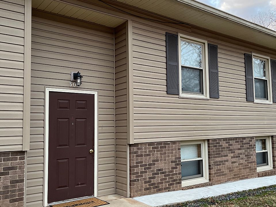 1st image of 304 E White St APT B