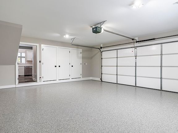 4th image of 1607 Geranium Cir