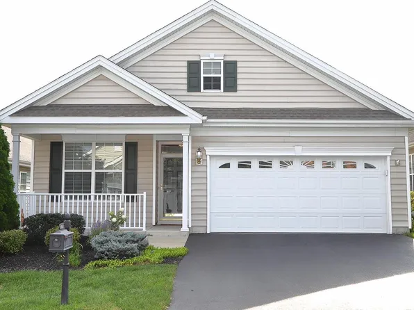 663 Thoreau Dr, Mount Joy, PA 17552