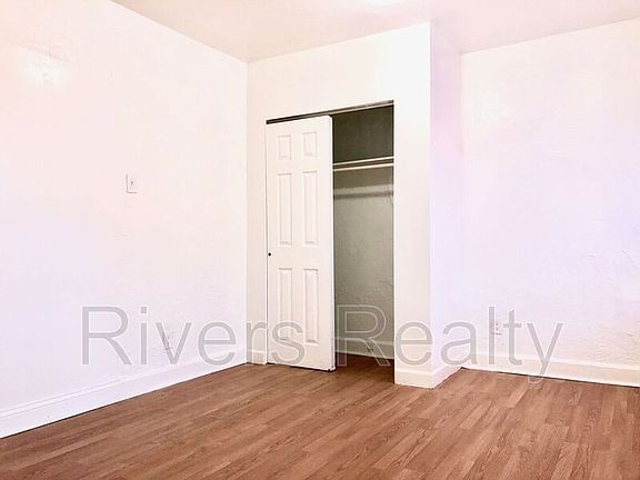 4th image of 5001 Tholozan Ave