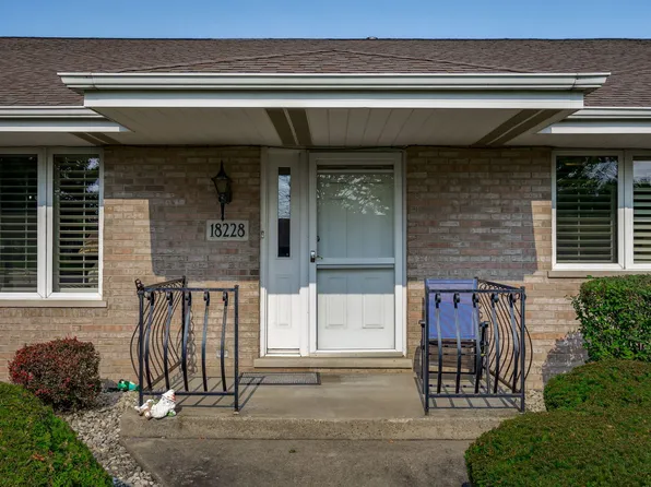 18228 Montana Ct #77, Orland Park, IL 60467