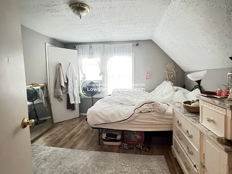13 Phillips St — Photo 8