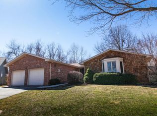 2004 E Adolphus Ct, Springfield, MO 65804