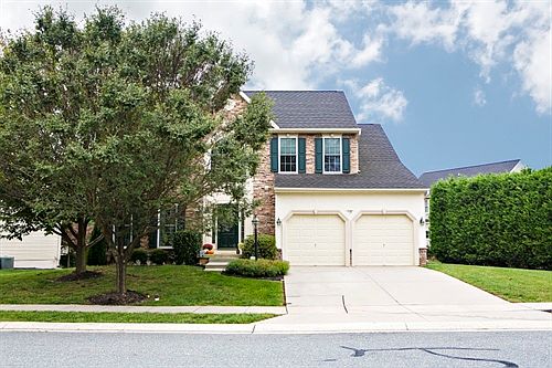2nd image of 129 Loretta Way