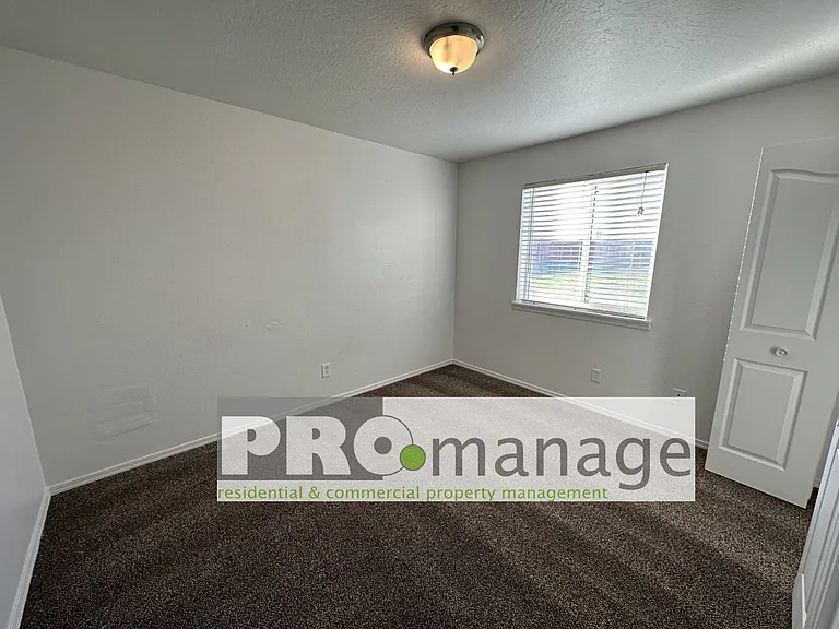2592 Prospect Dr. — Photo 10