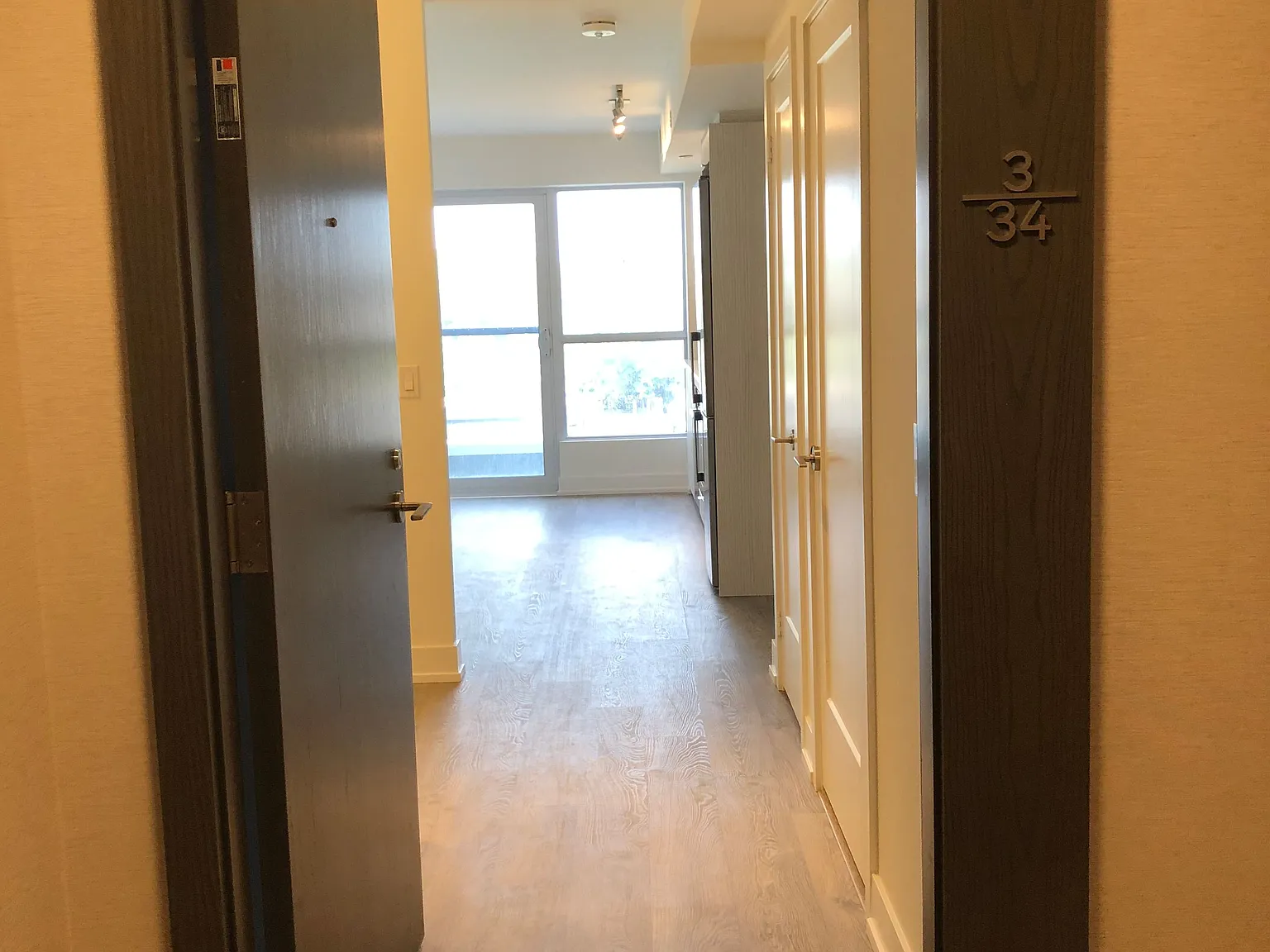 2 bed, $2,100 — Photo 3