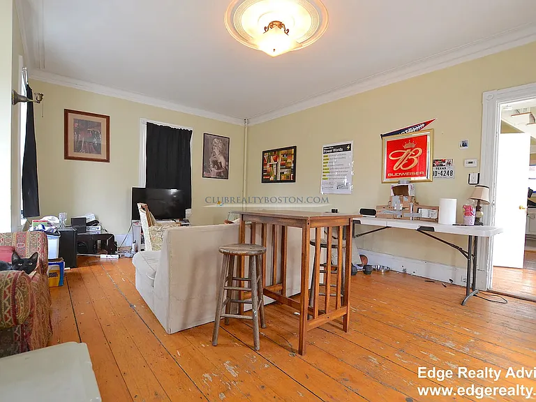 28 Highgate St — Photo 8