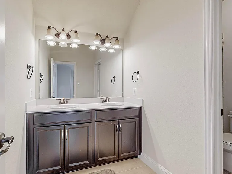 8812 Denstone Dr — Photo 44