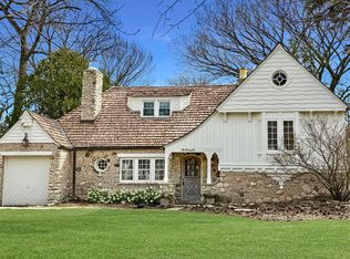 526 Braeside Rd, Highland Park, IL 60035