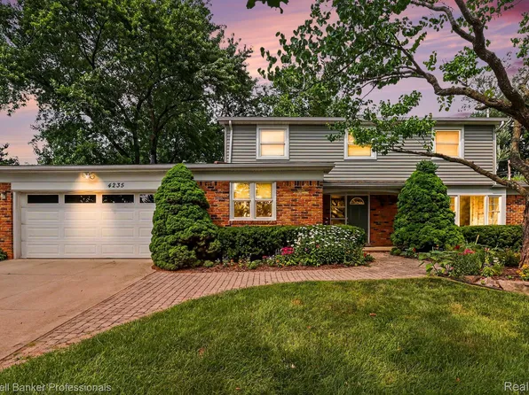 4235 Claire Ct, West Bloomfield, MI 48323