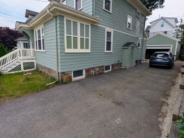 10 Duval St, Brighton, MA 02135