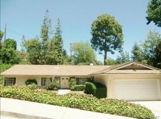 22313 Algunas Rd, Woodland Hills, CA 91364