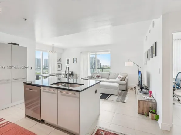 1900 N Bayshore Dr APT 1511, Miami, FL 33132