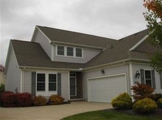 27254 Emerald Oval S, Olmsted Twp, OH 44138