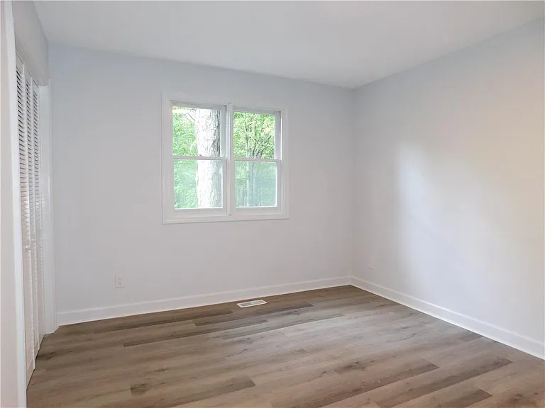 183 Laurel Heights Dr — Photo 26