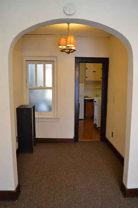 Studio, 340 sqft, $1,095 — Photo 4