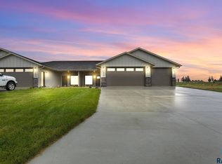 505 Mill Pond Rd #1, Rock Rapids, IA 51246