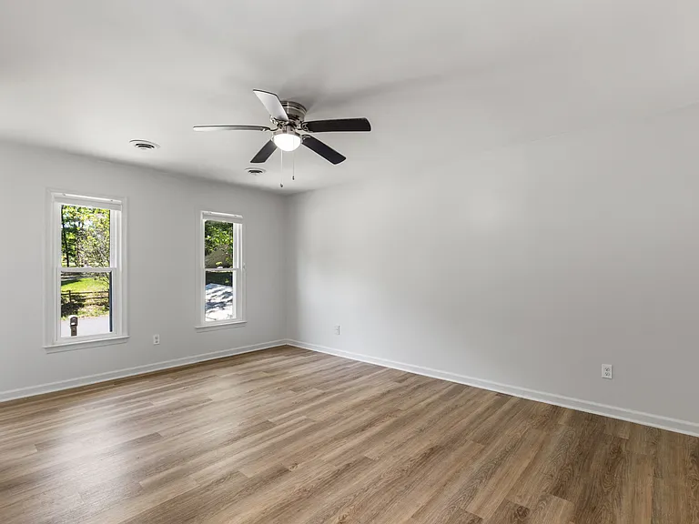 4001 London Rd — Photo 26
