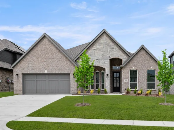 316 Autry Dr, Burleson, TX 76028