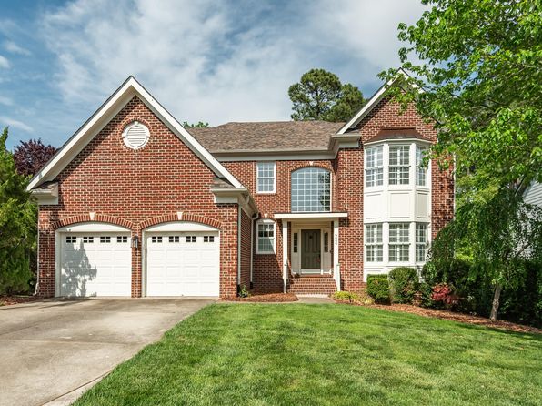 9000 Winged Thistle Ct, Raleigh, NC 27617