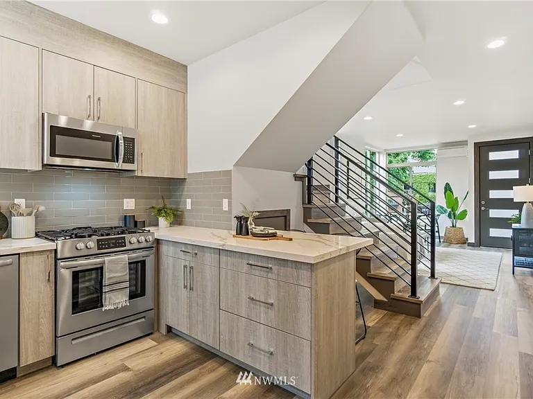 5618 California Ave SW #B — Photo 15