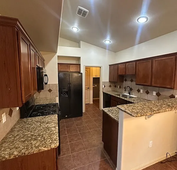 7516 Sierra De Oro Pl — Photo 4