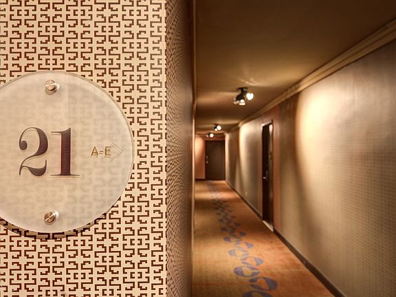 2nd image of 10420 Queens Blvd APT 1H