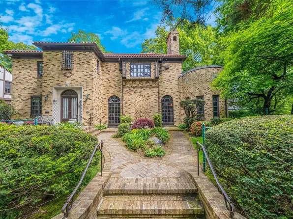 182-06 Midland Parkway, Jamaica Estates, NY 11432