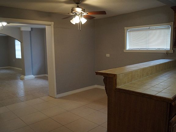 5th image of 1321 Maria Esther Dr