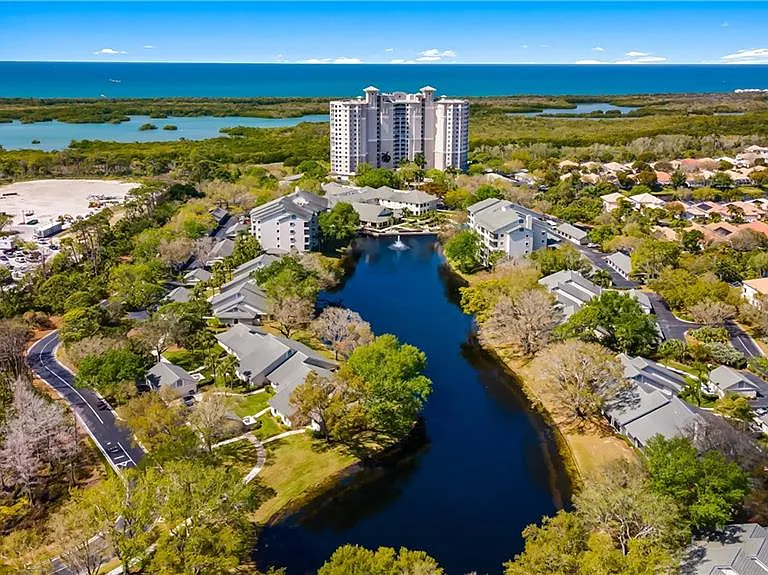 900 Arbor Lake Dr #9-101 — Photo 38