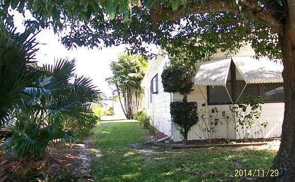 3rd image of 7793 SE Saratoga Dr