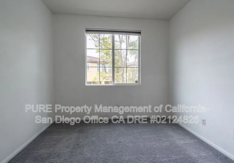 1658 El Raval Way #2 — Photo 7