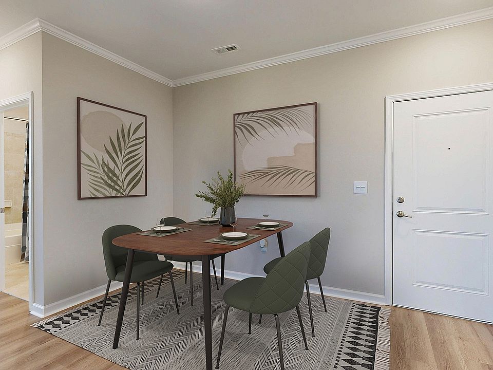 Newly Renovated Dining Area