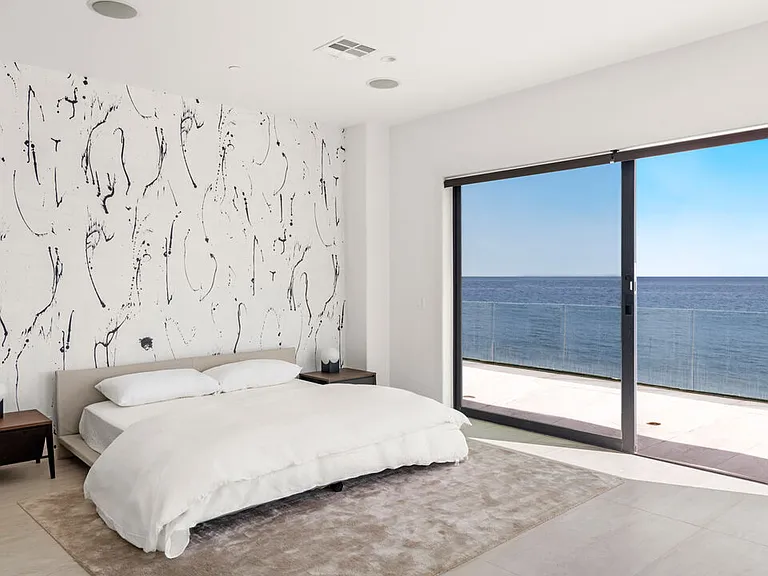 31646 Sea Level Dr — Photo 25